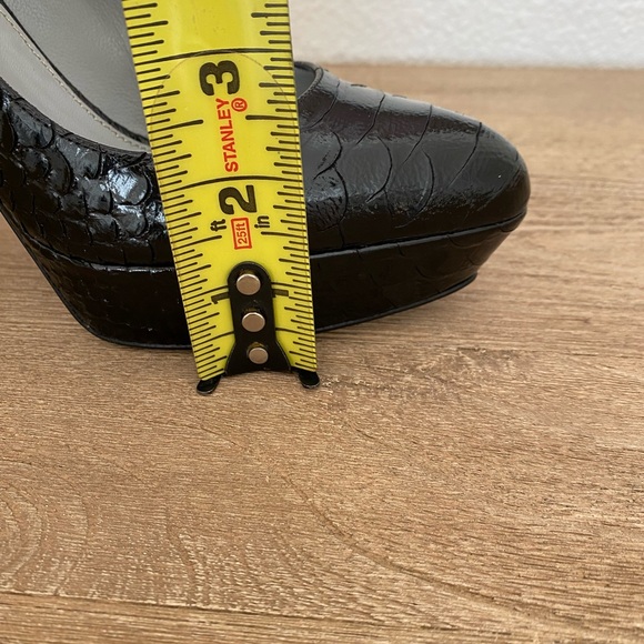 Sergio Rossi Heels • Black • Size 35.5 - Picture 9 of 9